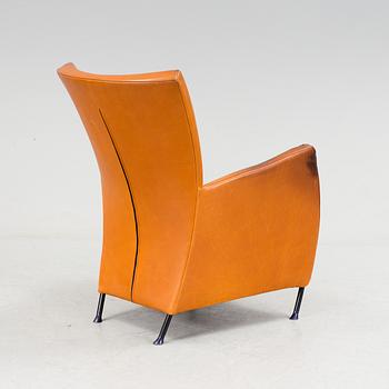 A 'Windy' leather armchair from Montis, Holland, second half of the 20th Century.