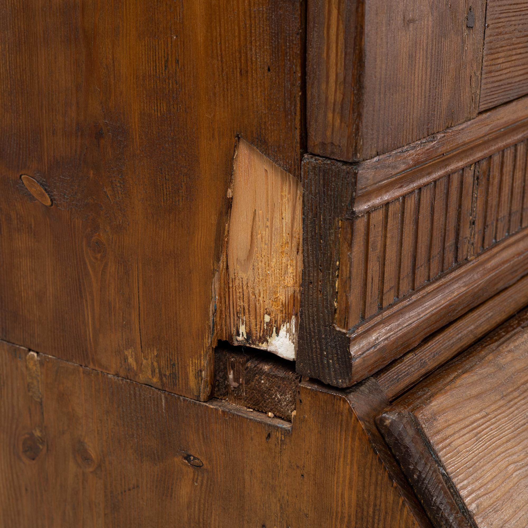 An 18(19th century pinewood  writing cabinet.