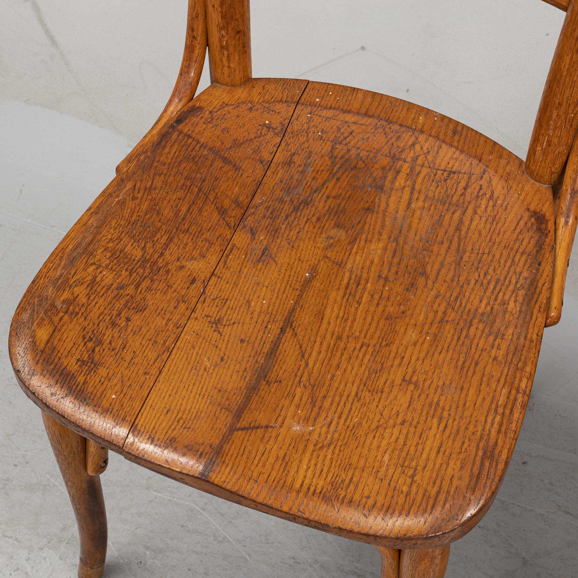 A pair of oak and beech chairs, Gemla, Diö, first half of the 20th Century.