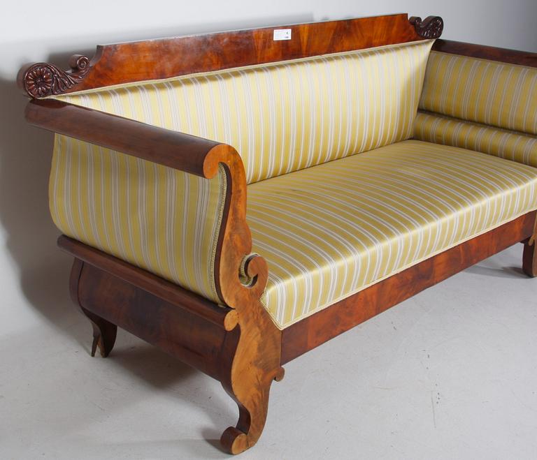 SOFFA. Biedermeier. 1800-talets första hälft.