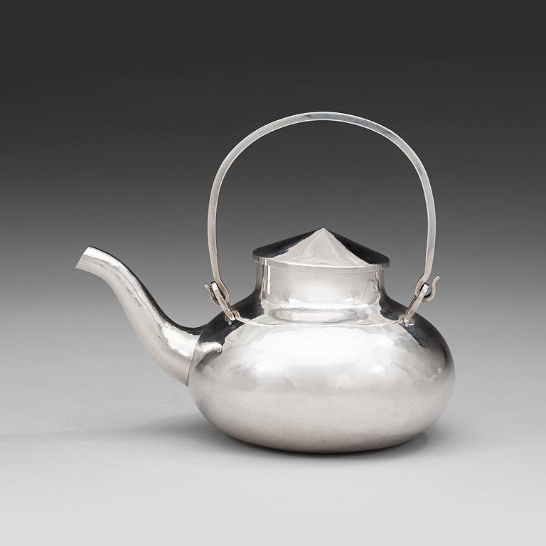 A Carl G.H. Jahnsson silver teapot, Stockholm 1965.