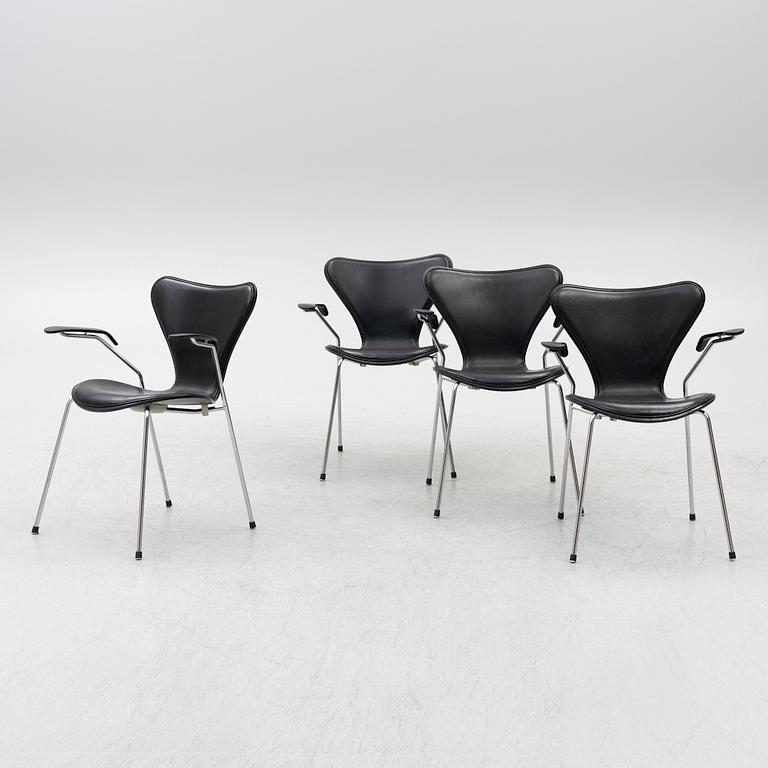 Arne Jacobsen, Armchairs, 4 pcs, "The Seven", Fritz Hansen, Denmark, 2006.