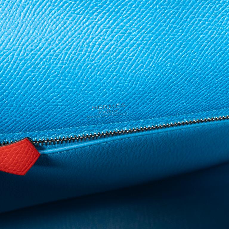 Hermès, Bag, "Kelly 28 Sellier" with wallet "Kelly Pocket Compact", 2021.