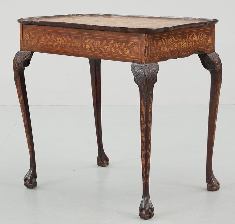 BORD, senbarock, Holland 1700-talets mitt.