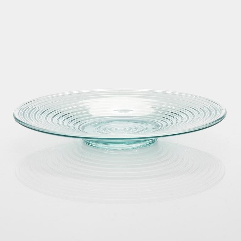 Aino Aalto, glass model 4059 and a plate 4147, for Karhula Glassworks, in production 1937-1938.