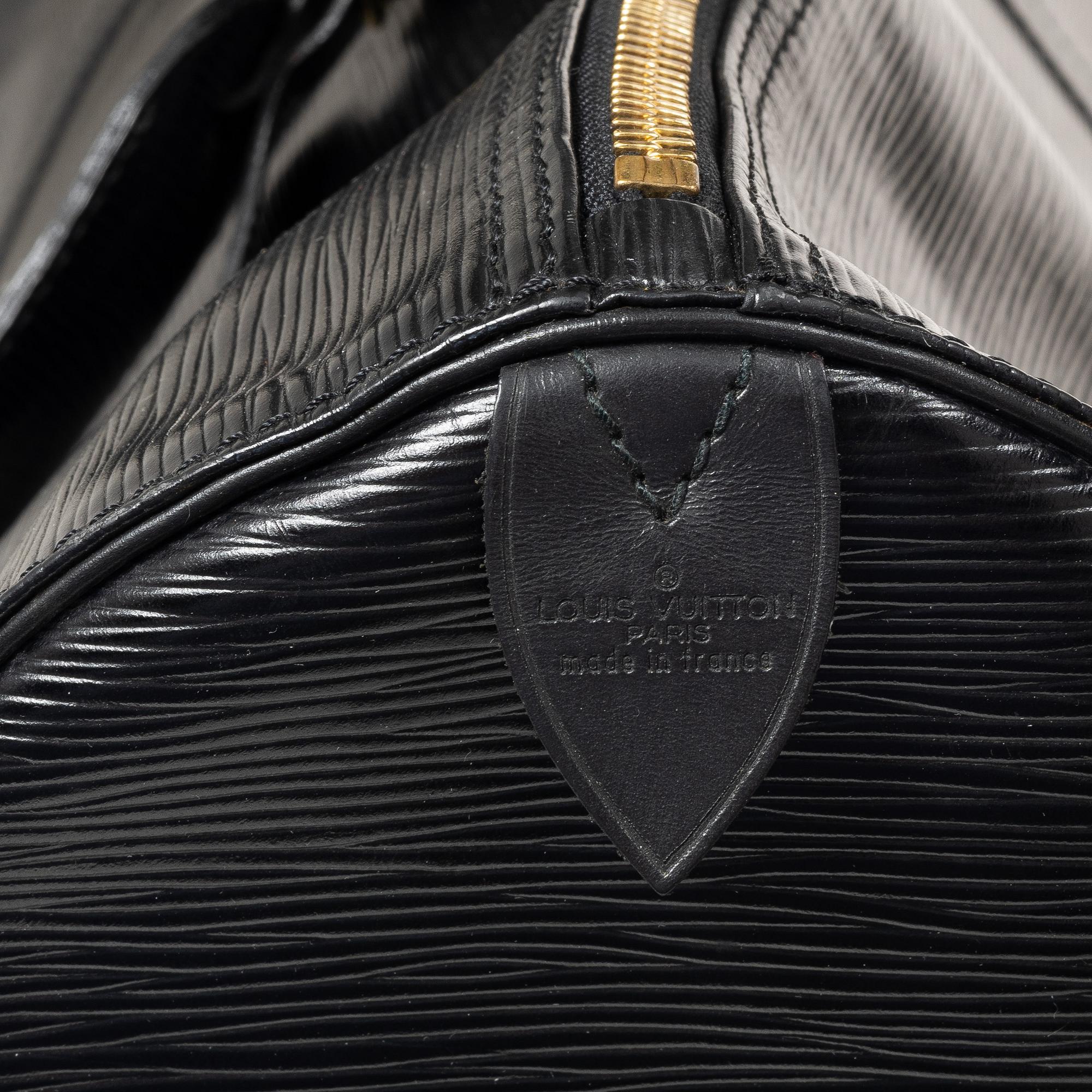 Louis Vuitton, weekend bag, "Keepall Epi 60".