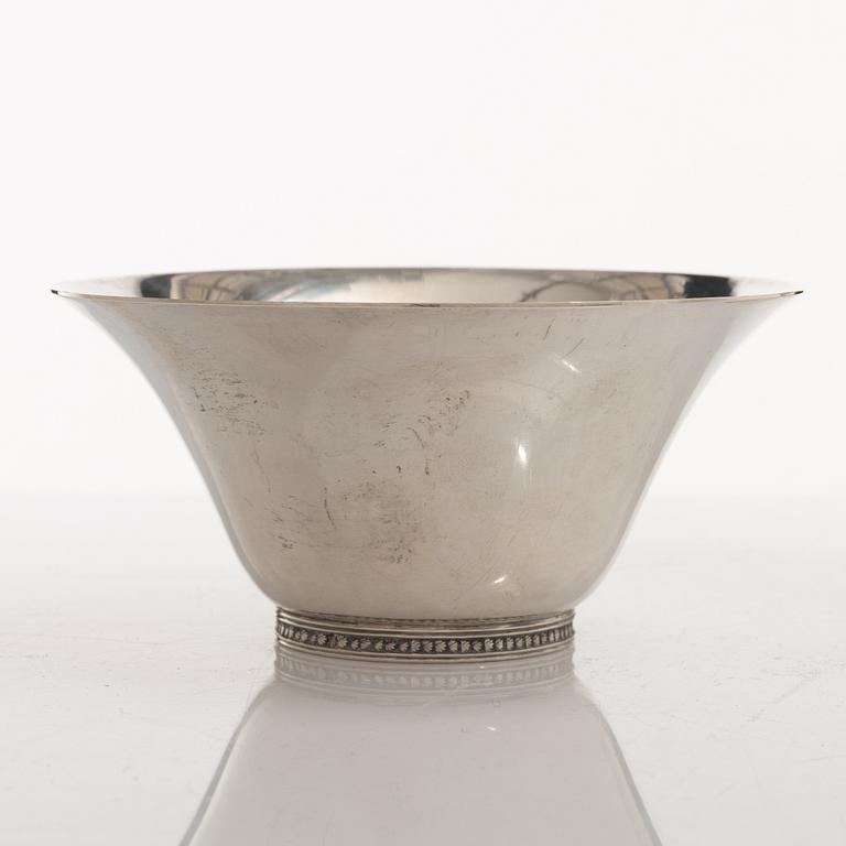 Wiwen Nilsson, skål, sterlingsilver, Anders Nilsson, Lund 1960.