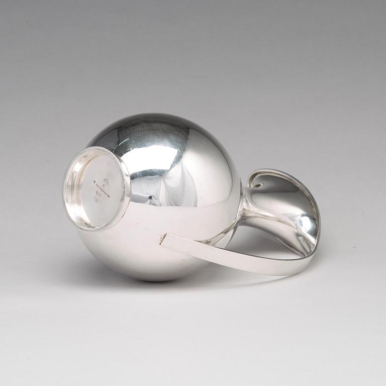 Kay Fisker, kanna, Firma Anton Michelsen, Köpenhamn 1965, sterling silver.