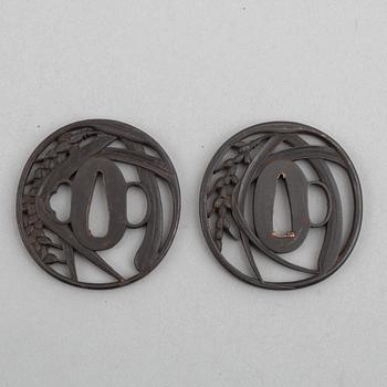 Tsuba, 2 pcs Japan, of which 1 mei Chosu ju Masasada, around the year 1800.