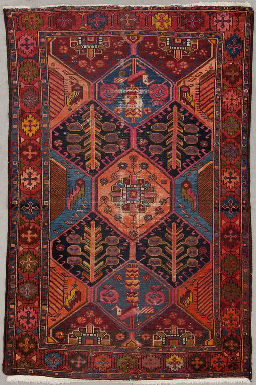 MATTA, semiantik, Bahktiari, ca 195 x 125 cm.
