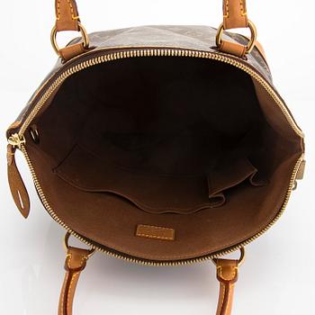 Louis Vuitton, a Monogram Canvas 'Lockit' bag.