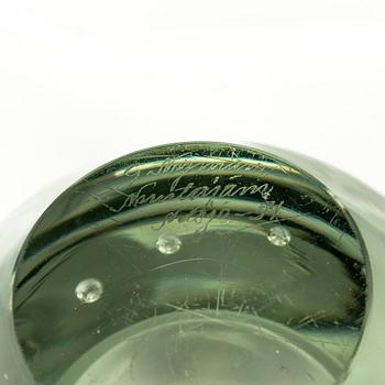 Gunnel Nyman, maljakko, "Helminauha", signeerattu G. Nyman, Nuutajärvi Notsjö -54.