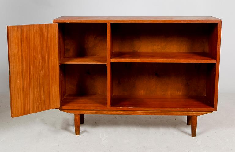 BOKHYLLA, Danmark, 1950-tal, låg modell.
