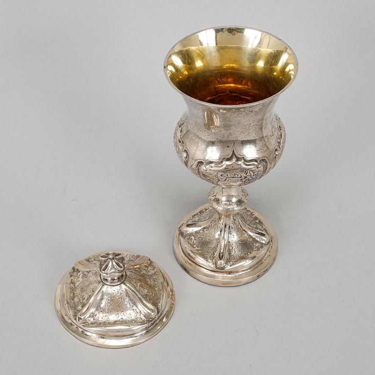 A silver cup, Northern Europe, 19th century.