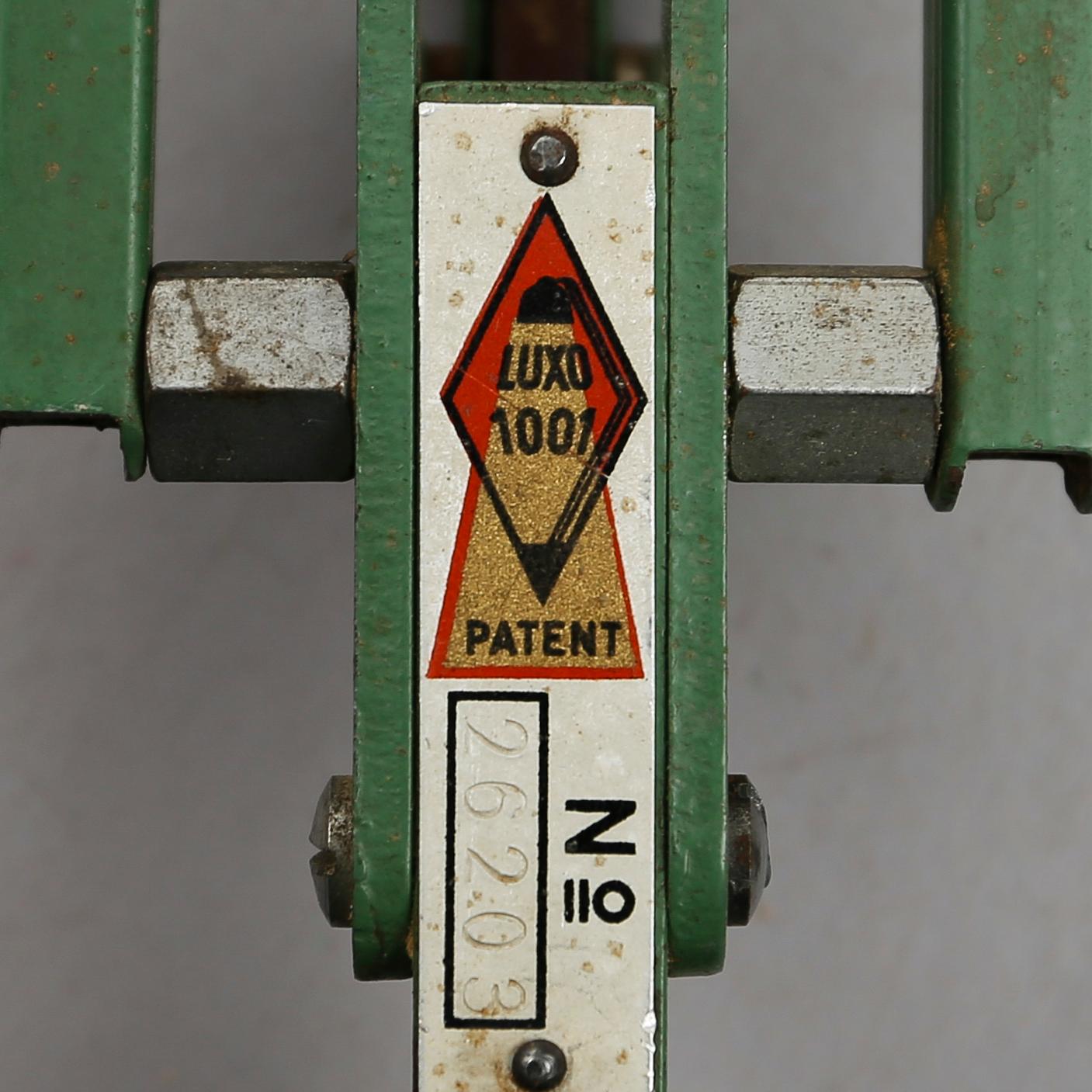 INDUSTRILAMPA, Jacob Jacobsen, Luxo 1001, 1900-talets första hälft.