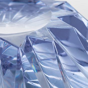 Aimo Okkolin, A 'Water lily' bowl, signed Aimo Okkolin Riihimäen Lasi Oy.