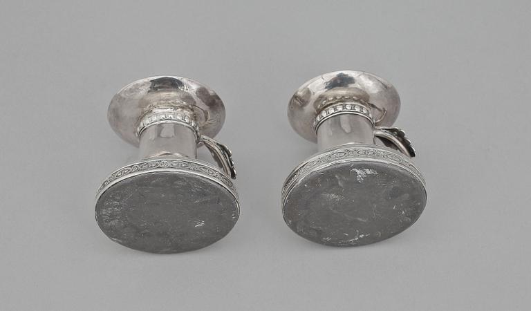 LJUSSTAKAR, ett par, silver, troligen Johan Schvart, Karlskrona 1786.