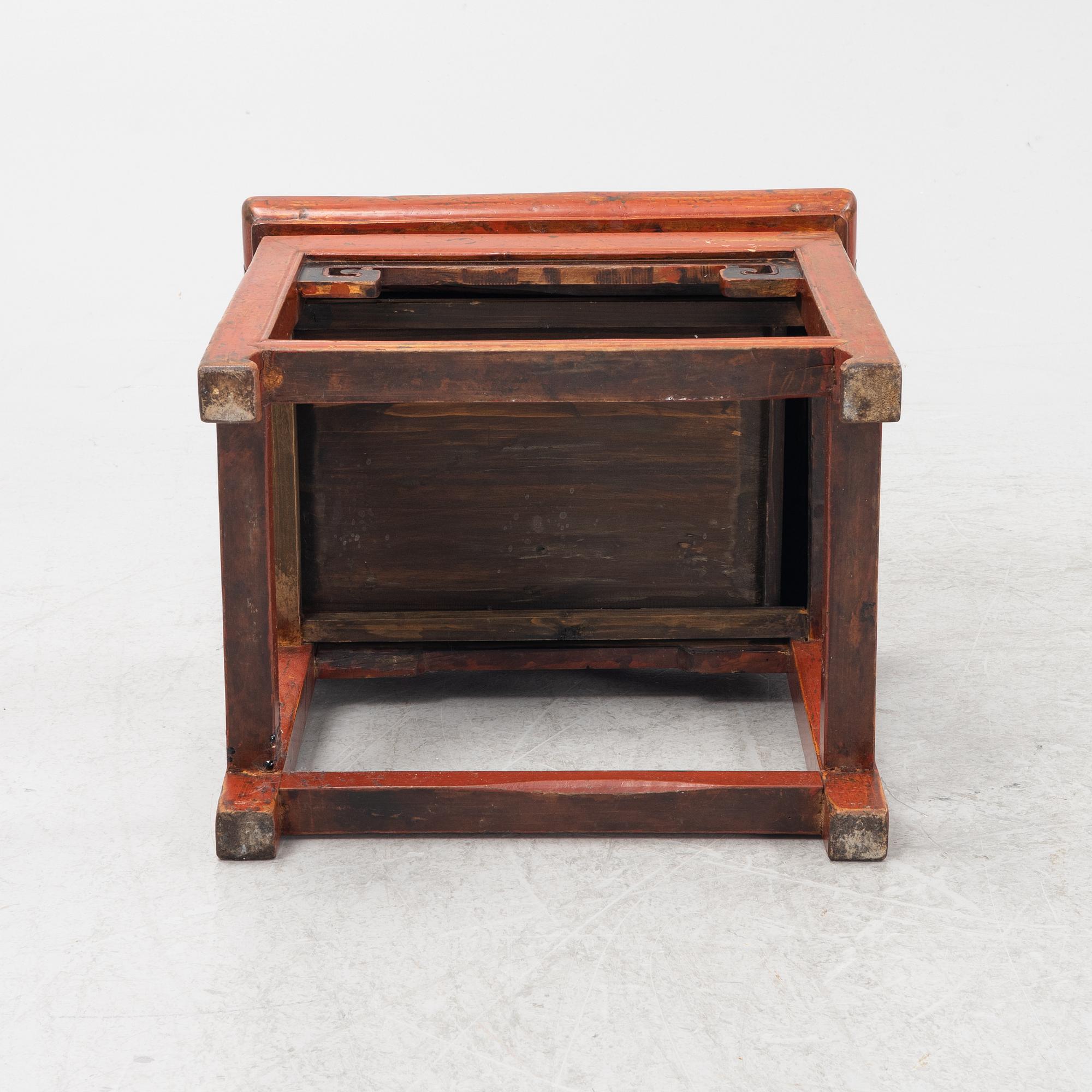 A red-lacquered chair, China, Qingdyansty, late 19th century.