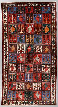 MATTA, Bachtiari, sent 1900-tal, ca 280x150 cm.