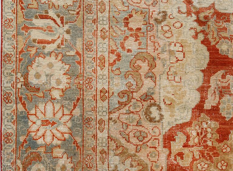 A carpet, Mahal, vintage design, approximately 422 x 312 cm.