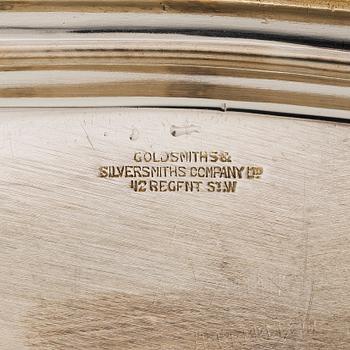 Tarjotin, sterlinghopeaa, Lontoo 1924.