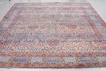 MATTA, semiantik, Kirman, ca 362,5 x 265 cm.