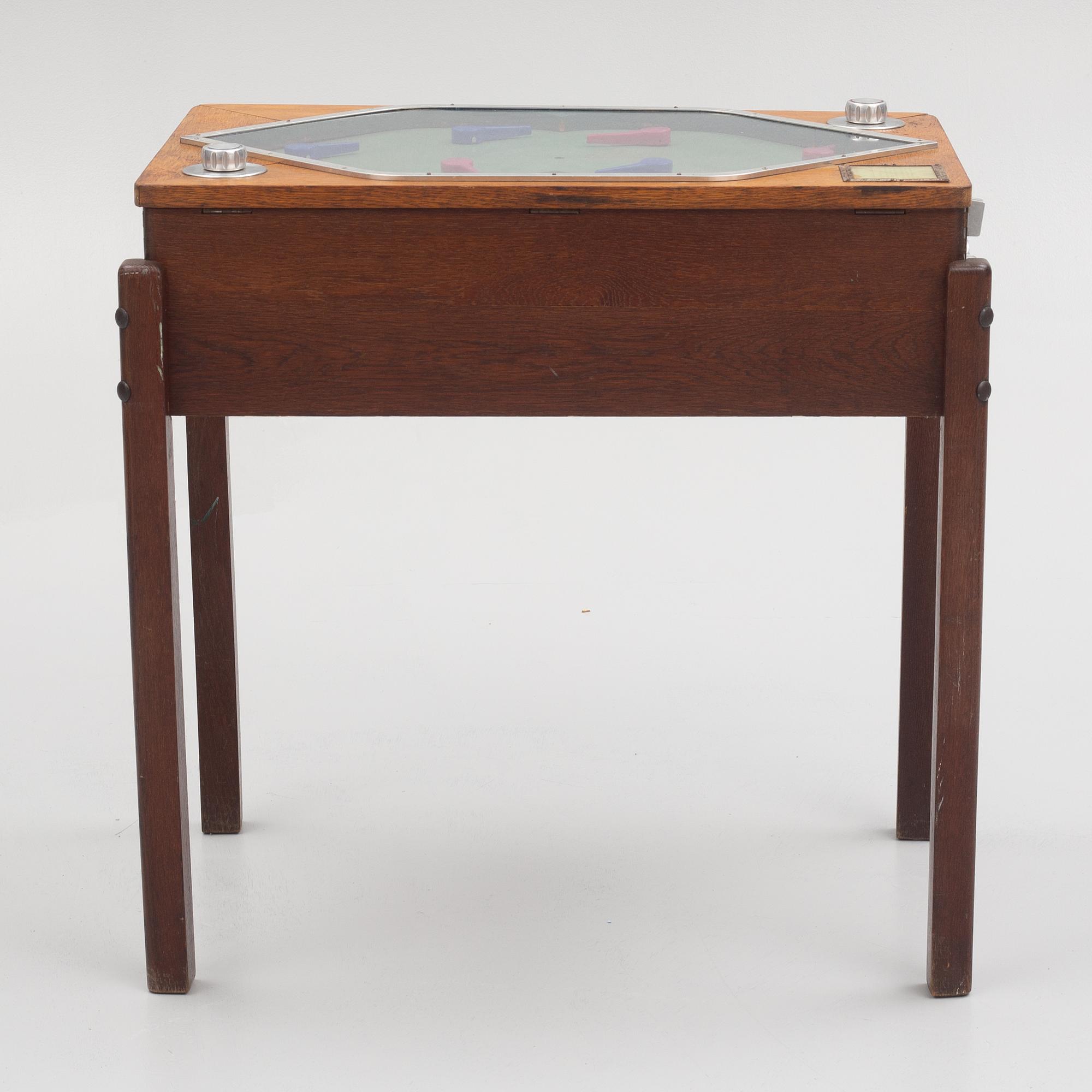 Pinball game, mid-20th Century, probably Industri AB Uma, Åmål, Sweden.