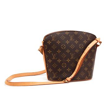 LOUIS VUITTON, a monogram canvas shoulder bag, "Drouot".