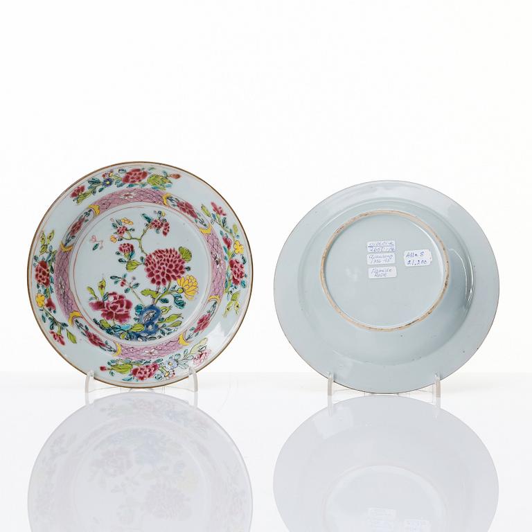 A set of eight famille rose dessert dishes, Qing dynasty, Qianlong (1736-95).