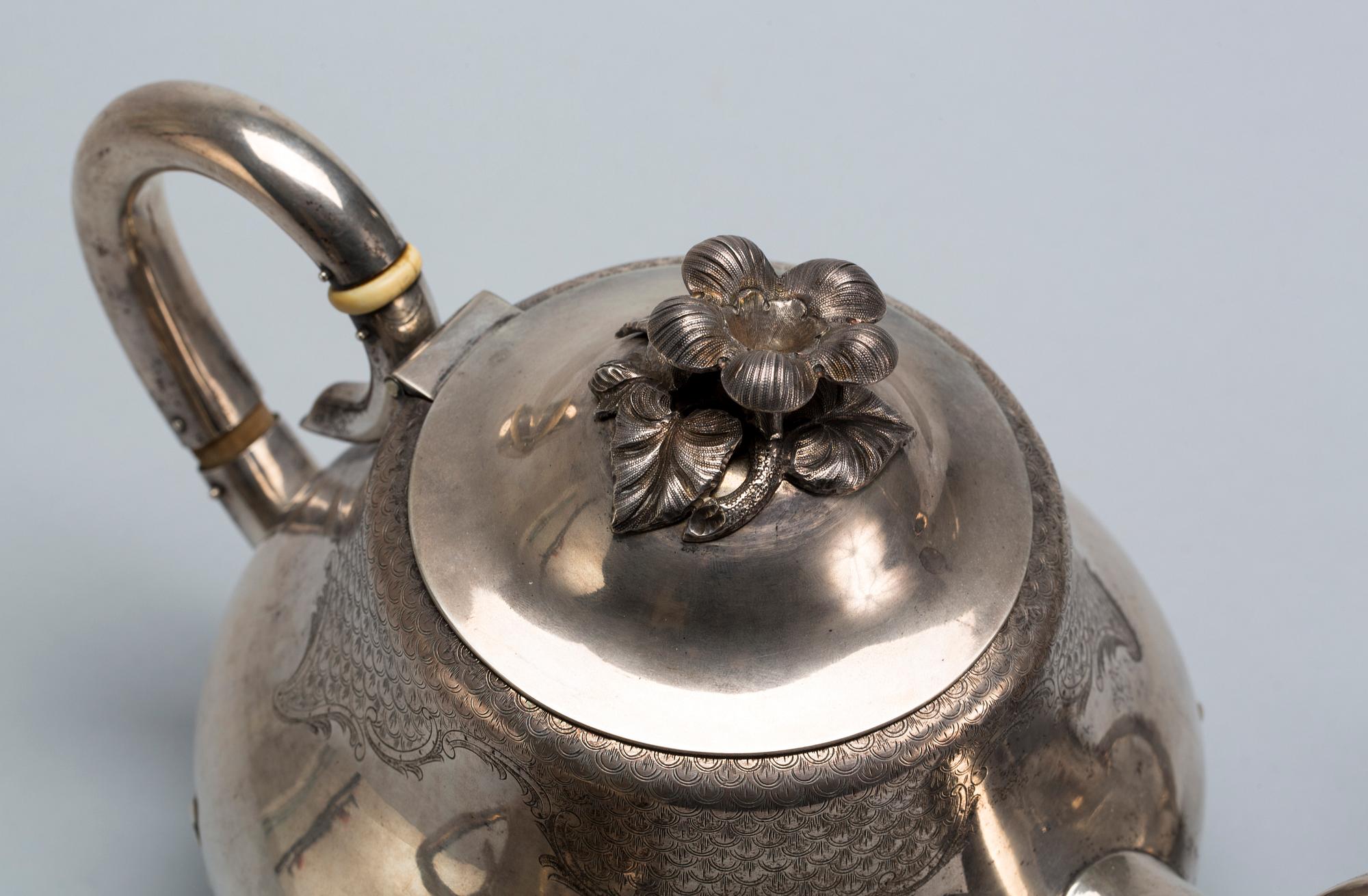 TESERVIS, 3 delar, silver, Peter Hertz, Köpenhamn, 1860, vikt ca 900g.