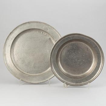 Two Swedish pewter dishes, one with mark of Anders Falck, Köping (1770-90).