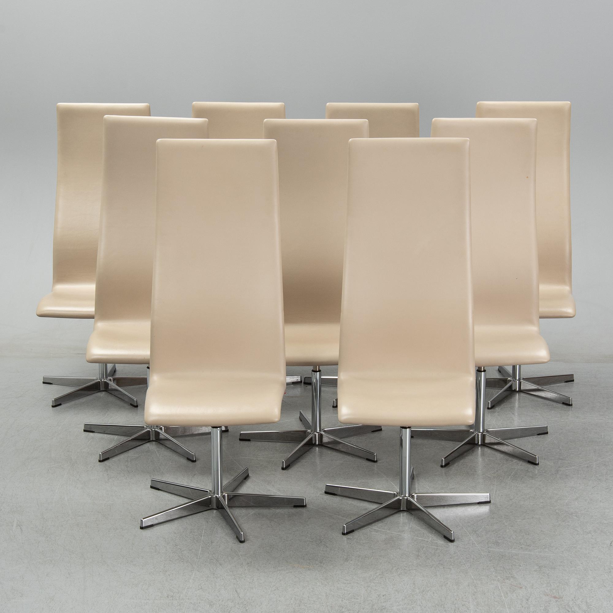 Arne Jacobsen, stolar, 9 st, "Oxford hög" för Fritz Hansen.