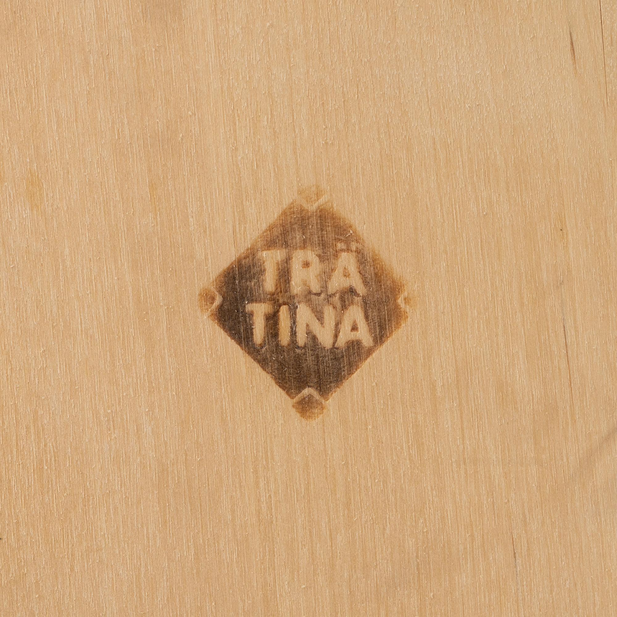 Kerstin Olby, a table, Trätina, circa 2000.