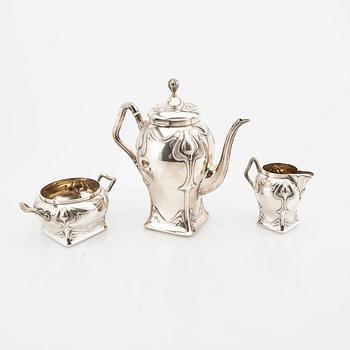A Swedish 20th century three pcs silver coffee service mark of AE Wahlberg Sundsvall 1905, weight 892 grams.
