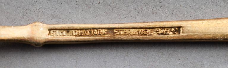 MOCKASKEDAR, 53 st snarlika, förgyllt silver, Danmark. Vikt ca 410 g.