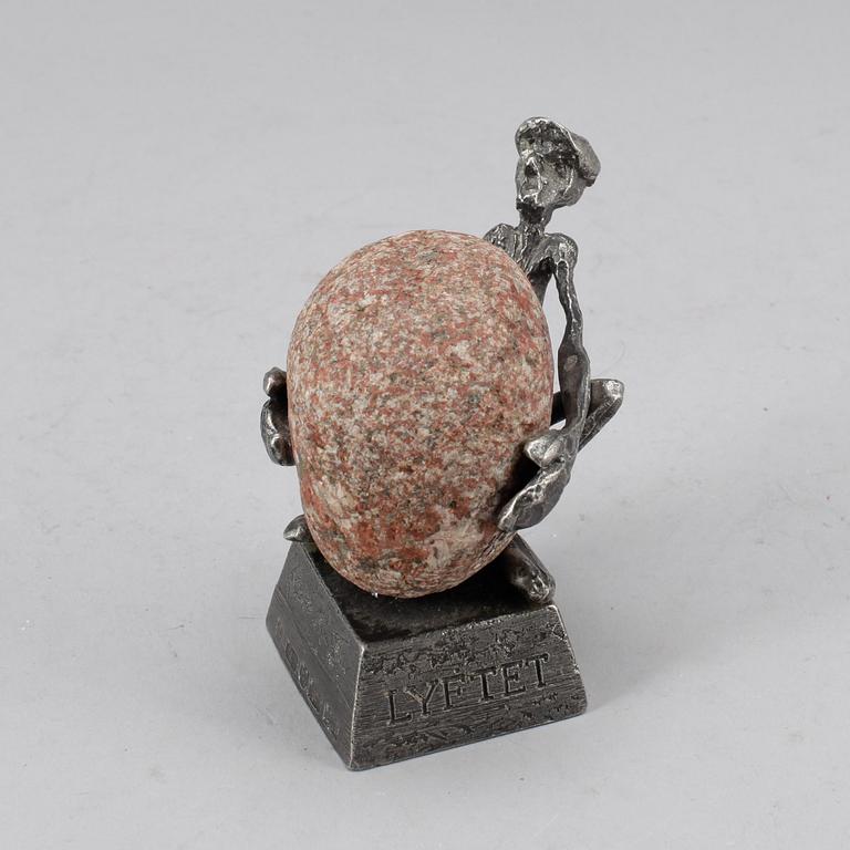 HENRY GUSTAFSSON, skulptur, sten och tenn, 1985. Signerad.