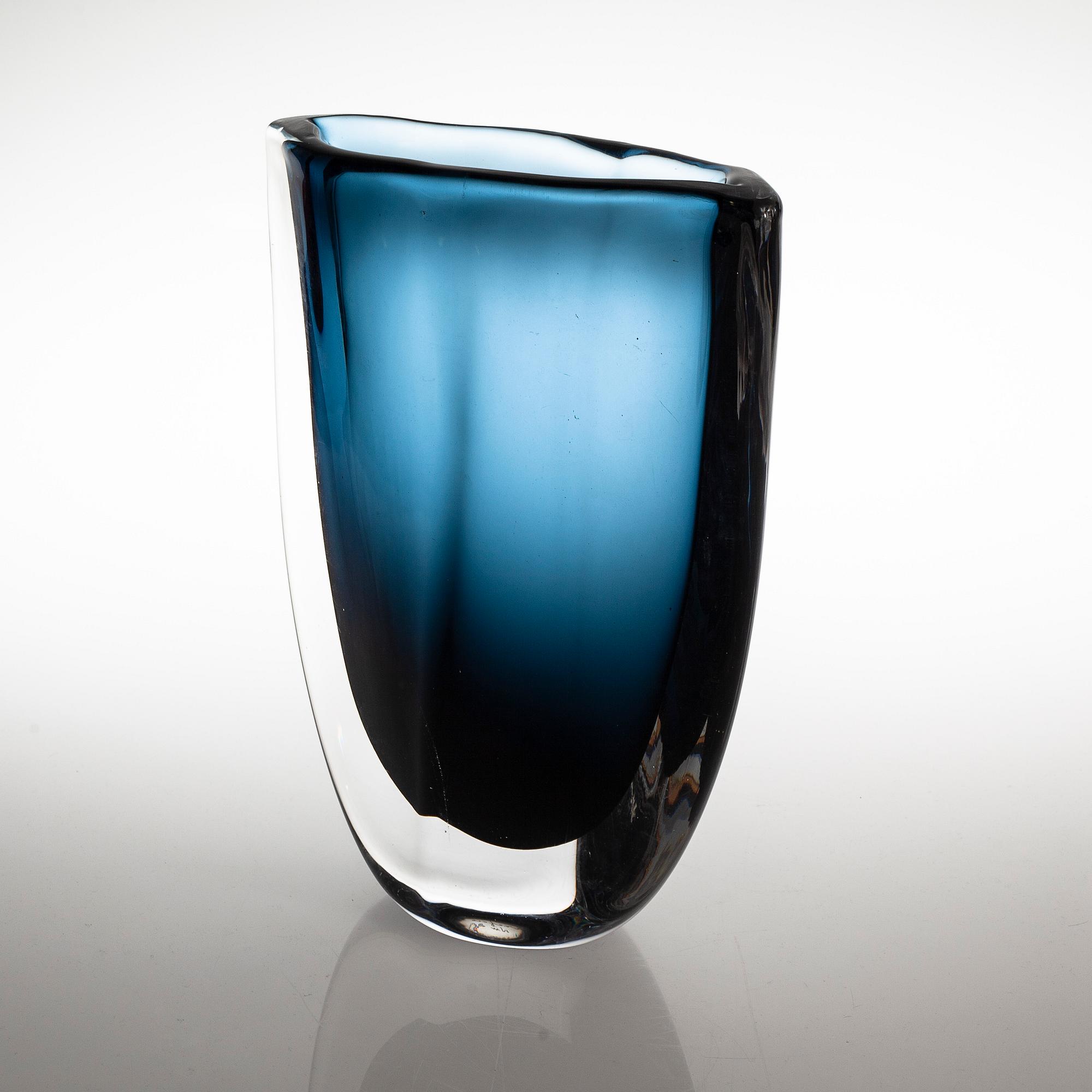 NILS LANDBERG, vas, glas, Orrefors, signerad och daterad 1963.