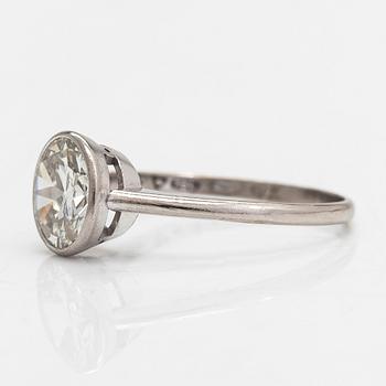 An 18K white gold ring with a brilliant-cut diamond approx. 1.55 ct, Tillander, Helsinki 1976. With SJL certificate.