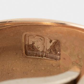 Pendant, 18K gold with brilliant-cut diamond.