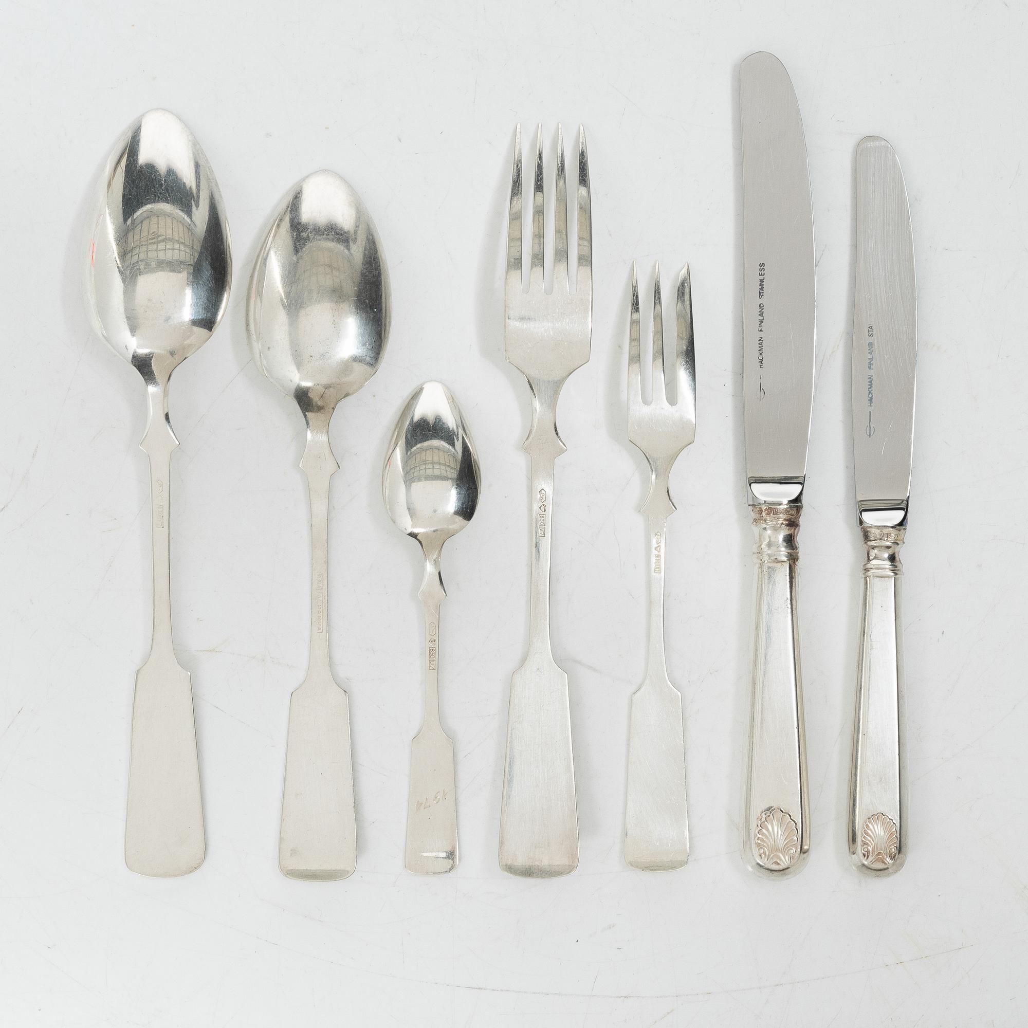 A Finnish silver cutlery set, “Musslan”, Finland, including mark of Kultakeskus, Hämeenlinna, 1974 (77 pieces).