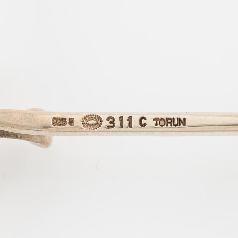 Vivianna Torun Bülow-Hübe, necklace, sterling silver and rock crystal, Georg Jensen, Denmark.