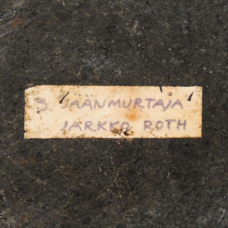 JARKKO ROTH, mustaa graniitti, signeerattu ja päivätty -74.