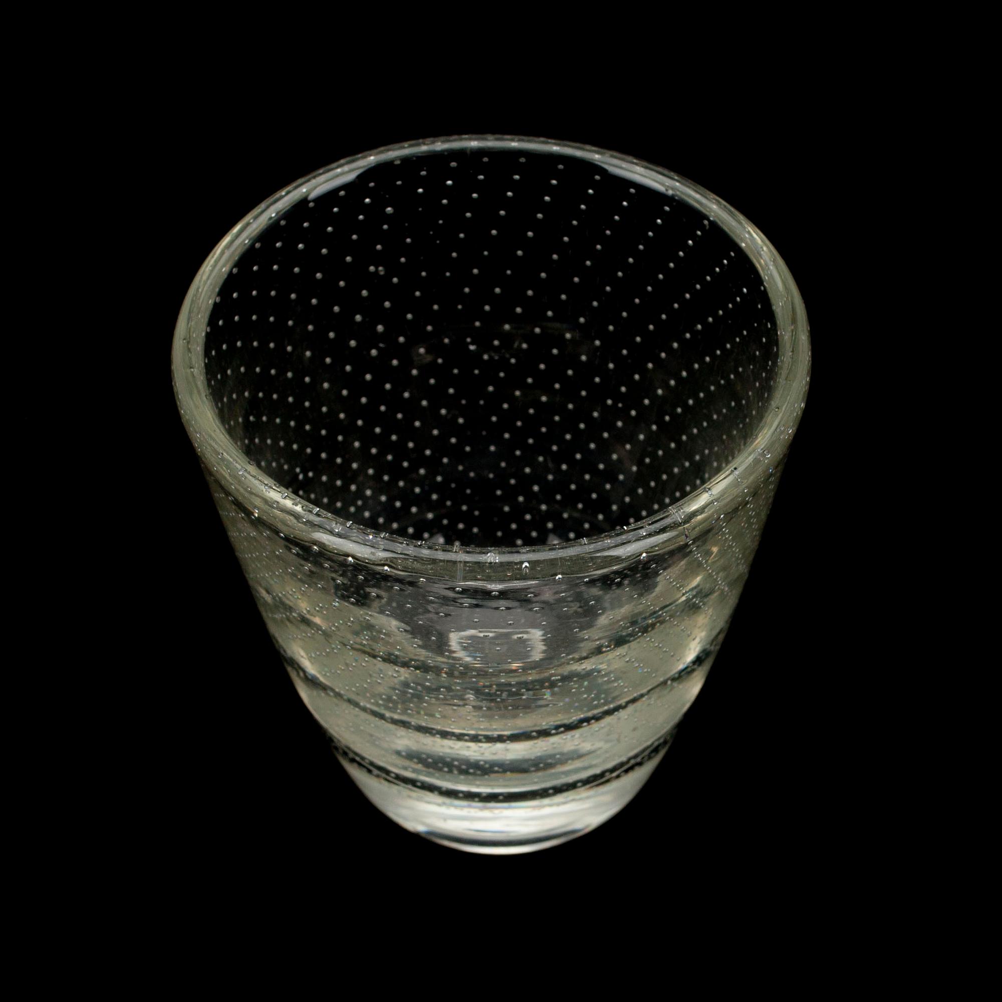 VAS, glas, signerad G. Nyman, Nuutajärvi. 1940-talets slut.