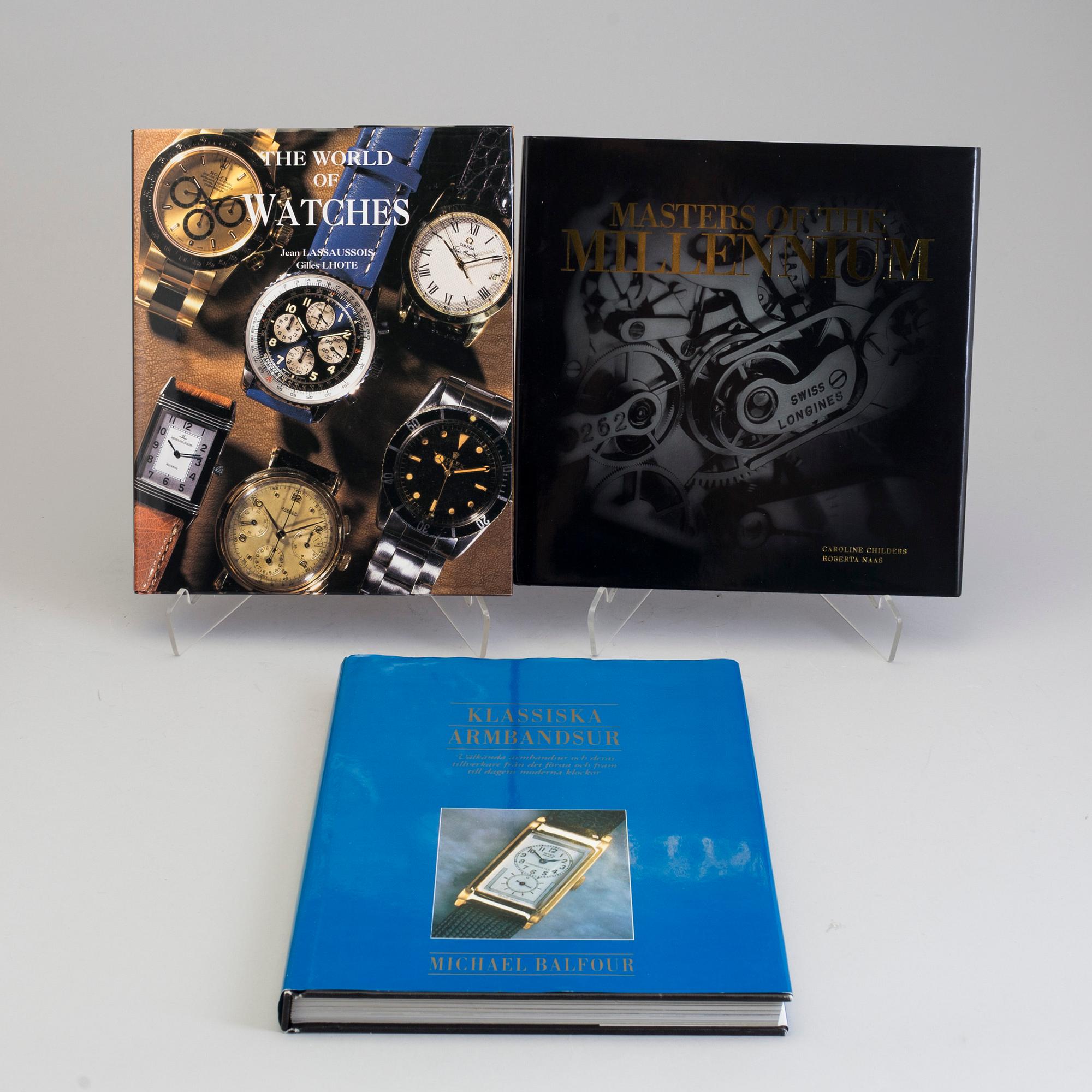 A set of 3 books about watches.