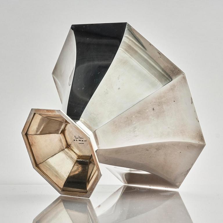 Wiwen Nilsson, a sterling silver bowl on foot, Lund, Sweden 1942.