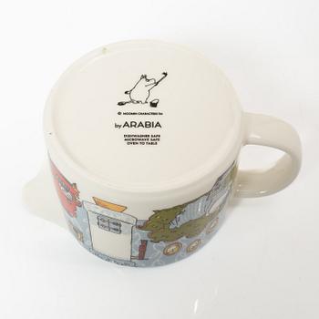 Arabia, Moomin mugs, plates and a jug, 7 pieces, porcelain, Finland.