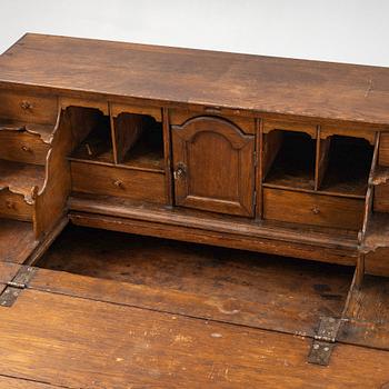 A secretaire desk, 18th/19th Century.