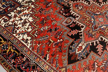 A carpet, Heriz, c. 340 x 252 cm.