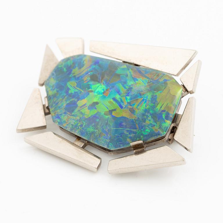 Rey Urban, a brooch, 18K white gold and opal, Stockholm 1975.