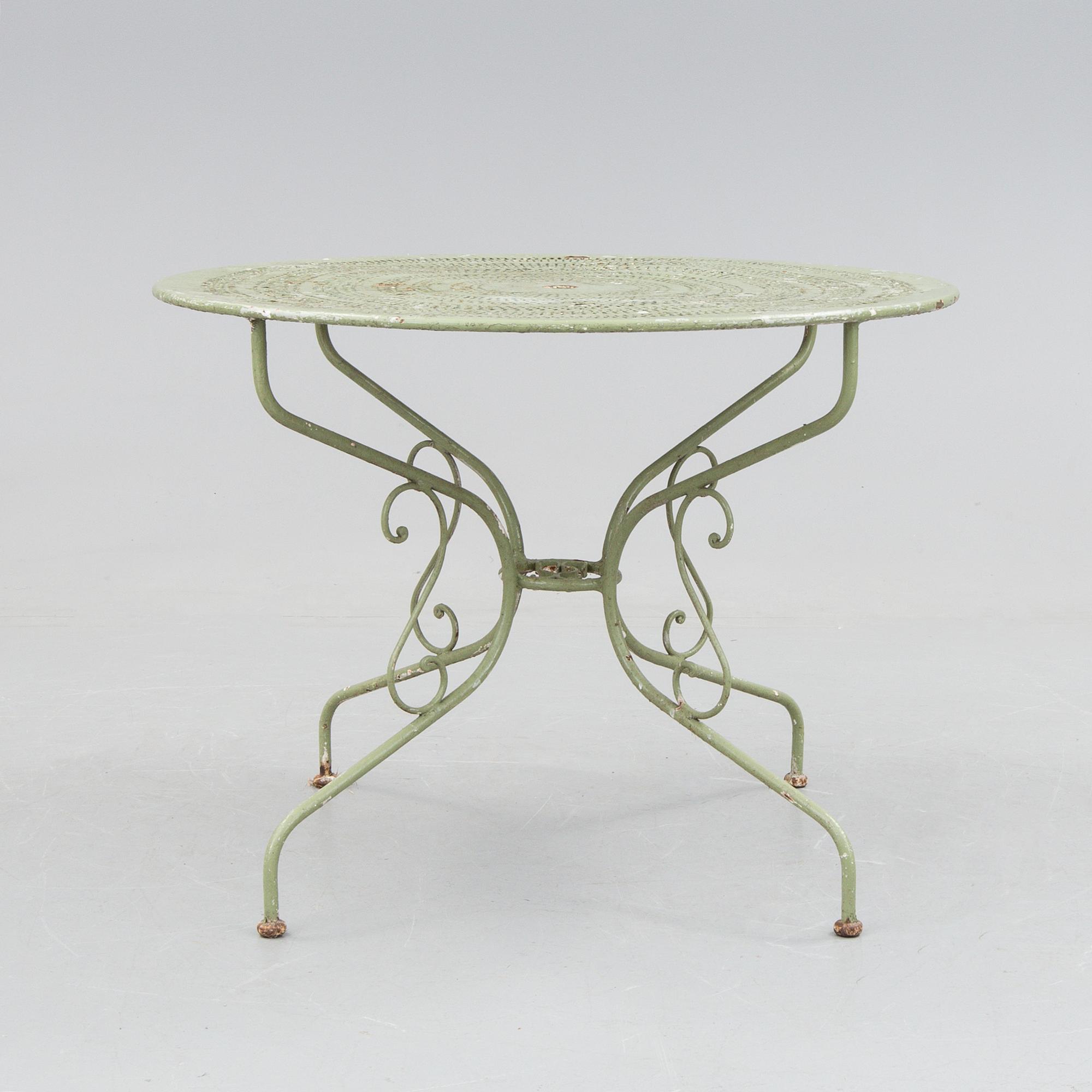 TRÄDGÅRDSMÖBLER, 5 delar, metall, 1900-tal.